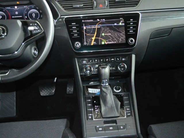 Skoda Superb Combi Style Style