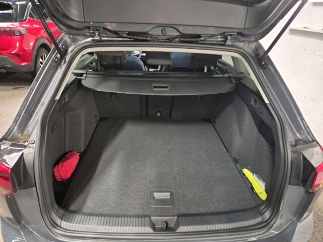 Volkswagen Golf 2.0 TDI DSG Variant