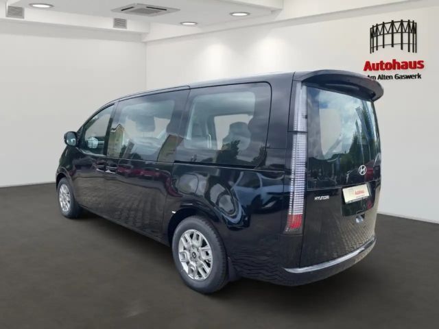 Hyundai Staria 9-SITZER AUTOM+LEDERSITZE+NAVI+EL.TÜREN&HECKKLAPPE