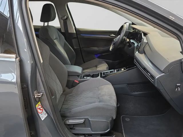 Volkswagen Golf DSG Style Variant