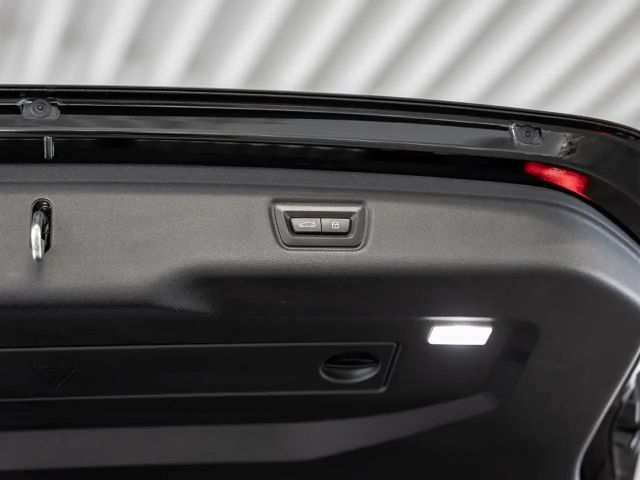 BMW 320 320i M-Sport Touring