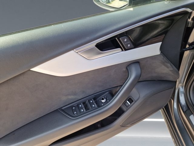 Audi S4 Avant Quattro