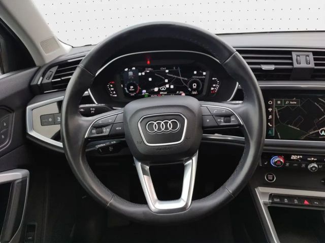 Audi Q3 35 TFSI S-Line