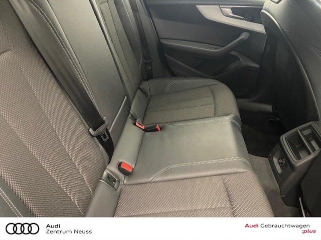 Audi A4 35 TFSI Avant S-Line