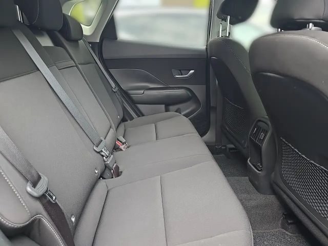 Hyundai Kona 2WD Trend