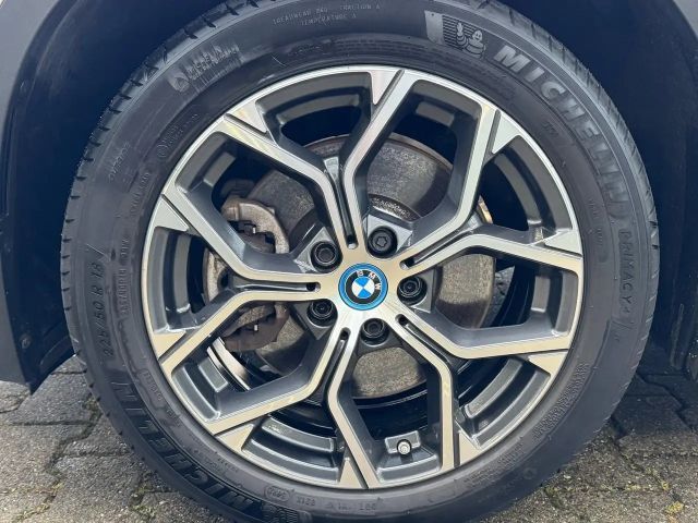 BMW X2 Coupé xDrive25e