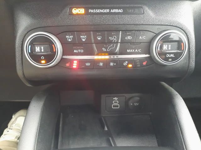 Ford Kuga Plug in Hybrid ST Line X