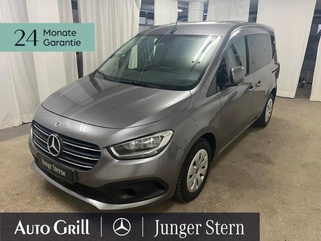 Mercedes-Benz T 180 T 180 d 7Gtr RfKam MBUX Totwi  CarPlay