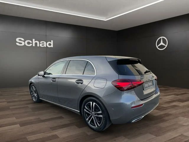 Mercedes-Benz A 200 Progressive