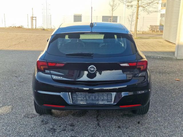 Opel Astra 1.5 CDTI 1.5 Turbo Edition