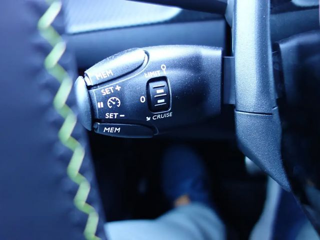 Peugeot E-208 GT-Line