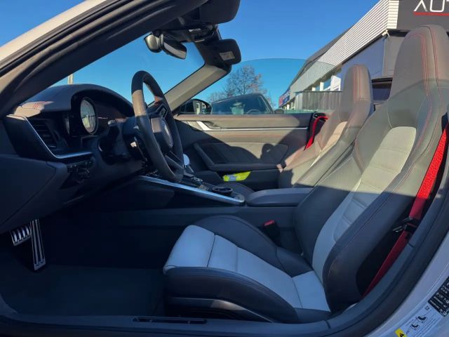 Porsche 992 Cabrio S Turbo