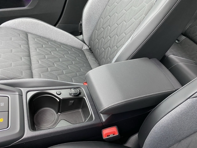 Volkswagen Golf 1.5 TSI Golf VIII