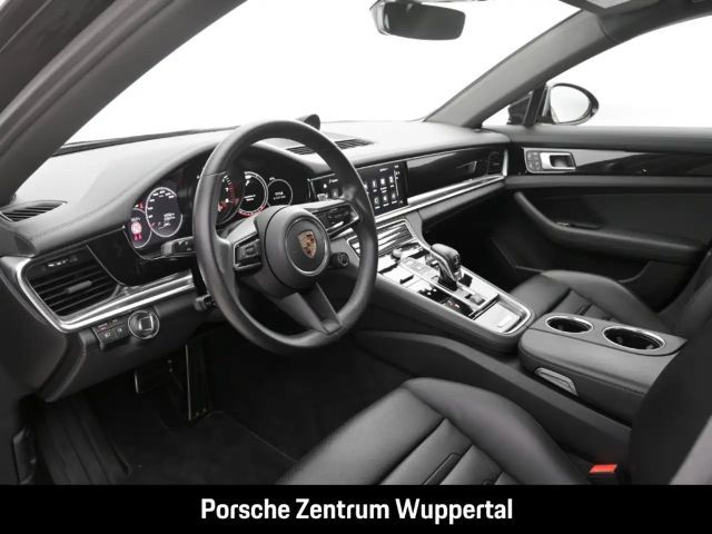 Porsche Panamera 4S