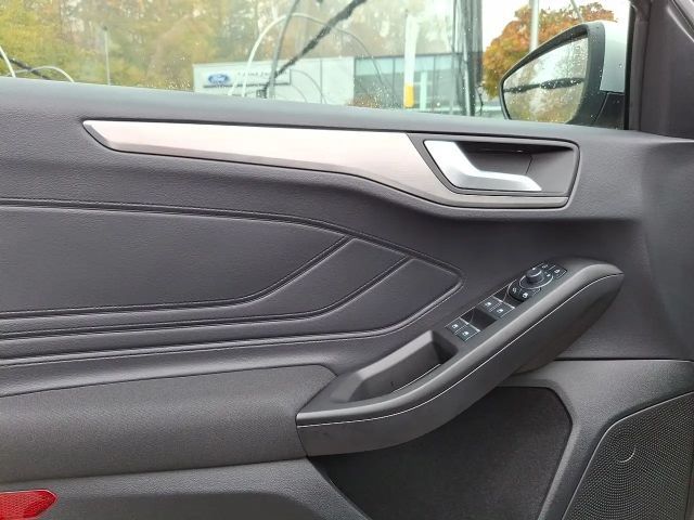 Ford Focus Titanium Wagon