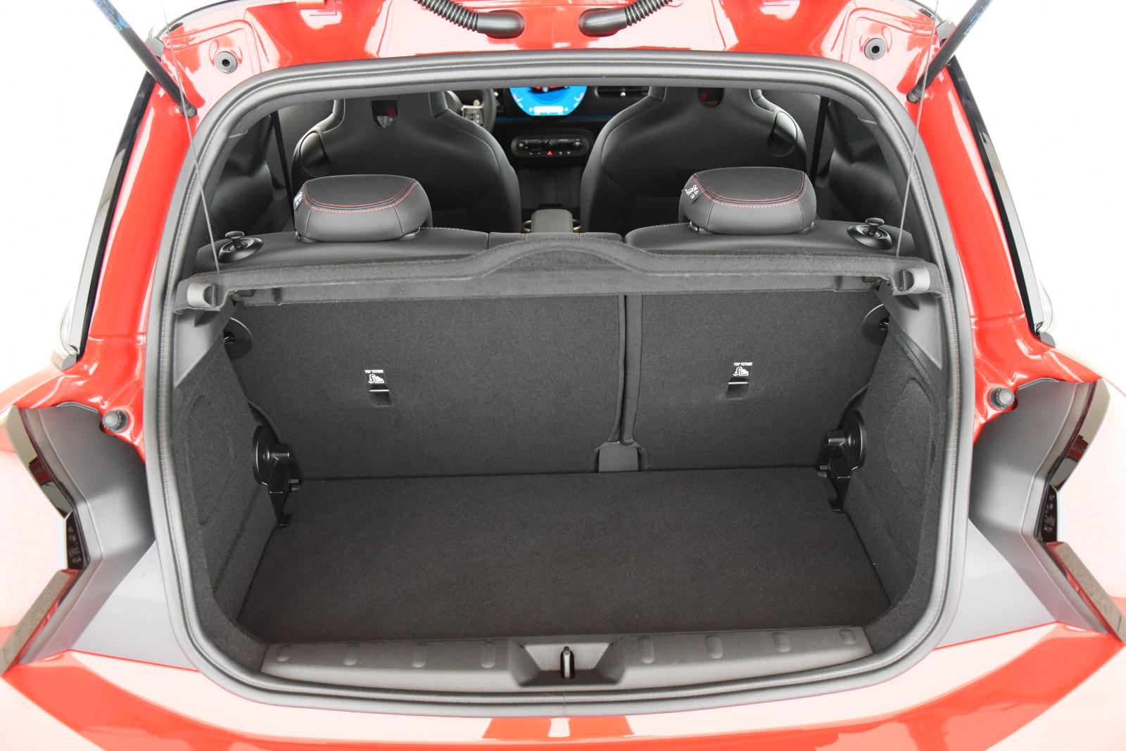 MINI Cooper John Cooper Works