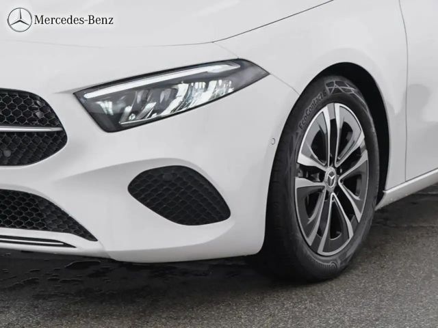 Mercedes-Benz A 180 Limousine RüKam+LED+Sitzh.+MBUX+17