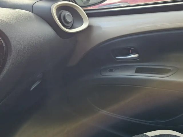 Toyota Aygo 5-deurs Pulse VVT-i