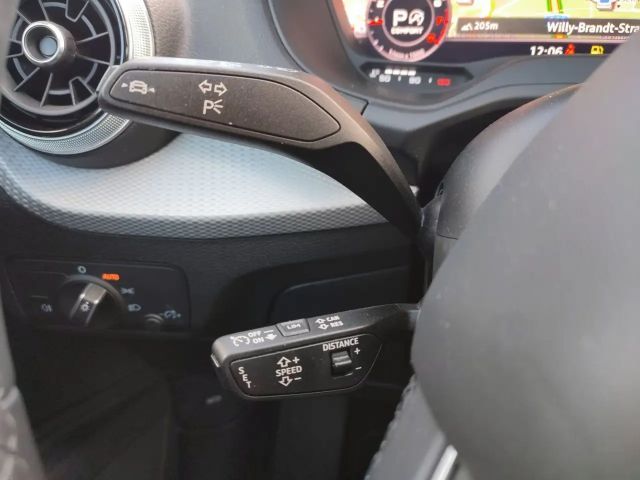 Audi Q2 35 TFSI S-Line