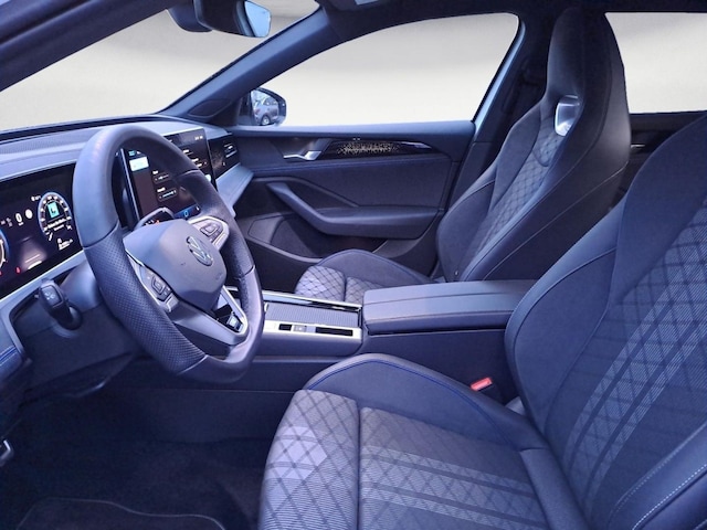 Volkswagen Passat DSG R-Line