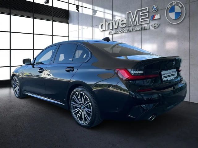 BMW 330 330e Sedan xDrive