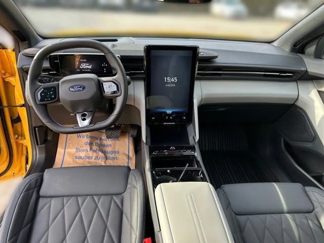 Ford Capri Premium RWD