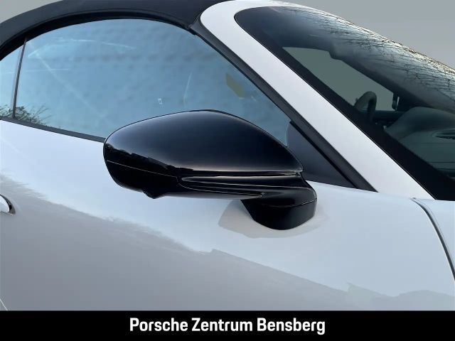 Porsche 992 Cabrio Carrera GTS