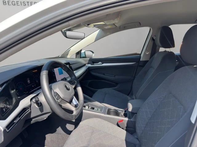 Volkswagen Golf DSG Life