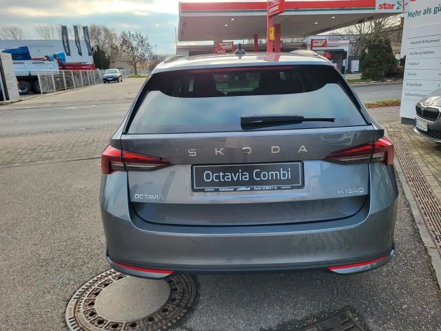 Skoda Octavia 1.5 TSI Combi Selection