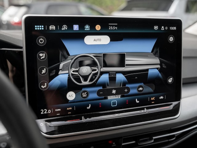 Volkswagen Golf 1.5 eTSI Golf VIII Variant