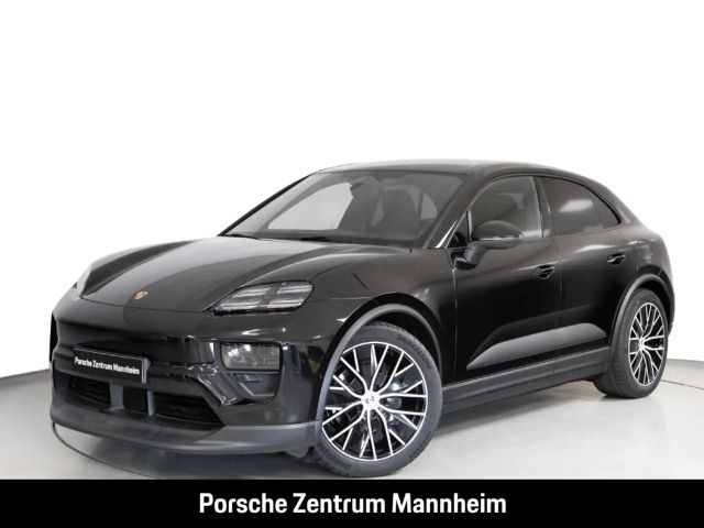 Porsche Macan 4