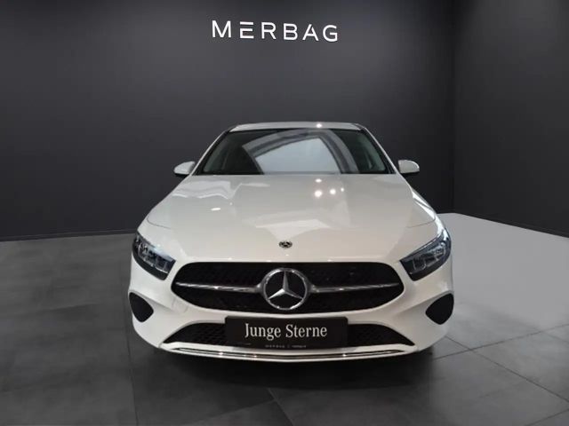 Mercedes-Benz A 200 Progressive