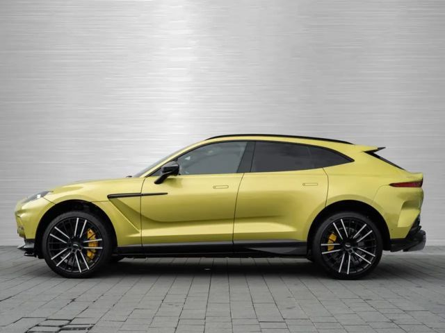 Aston Martin DBX 707