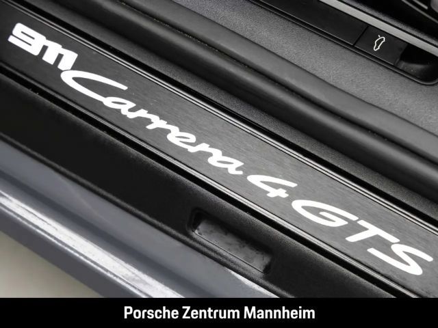 Porsche 992 4 Cabrio Carrera GTS