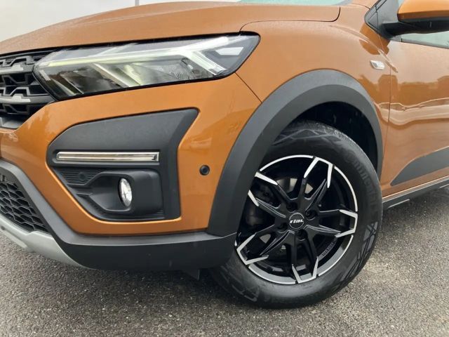 Dacia Sandero Comfort Stepway TCe 90