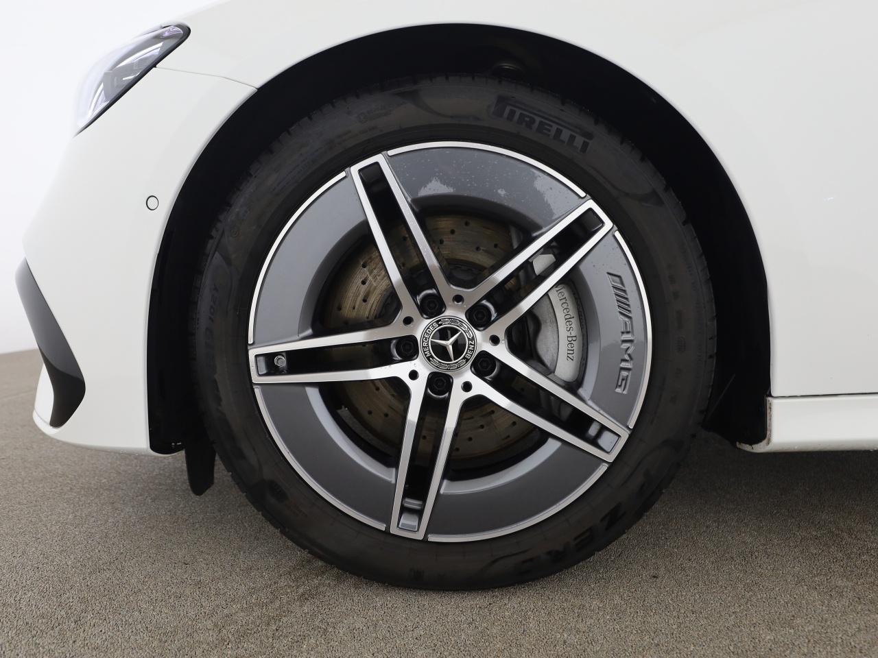 Mercedes-Benz E 200 AMG Line Estate