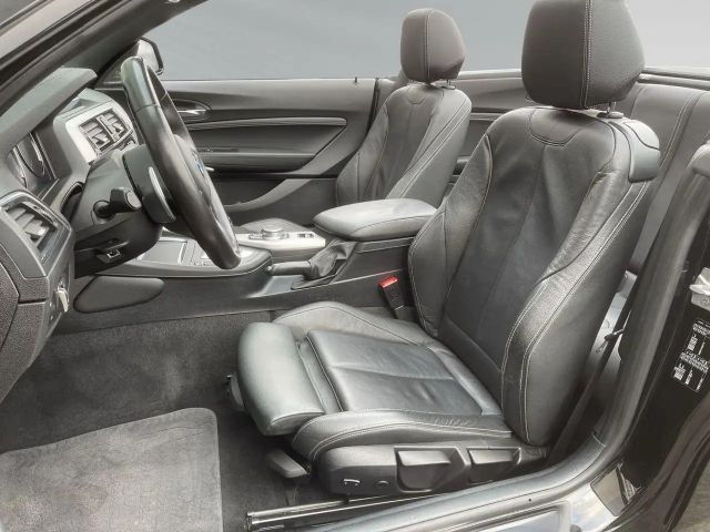 BMW 220 220i Cabrio M-Sport