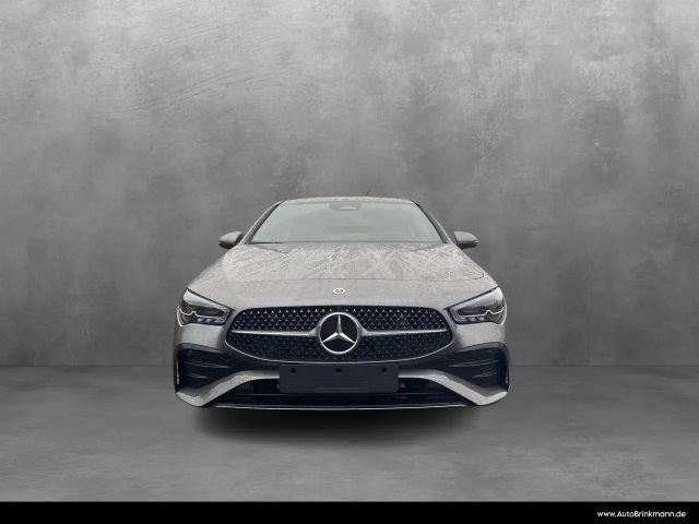 Mercedes-Benz CLA 180 AMG Line
