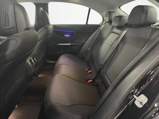 Mercedes-Benz C 180 AVANTGARDE Sedan