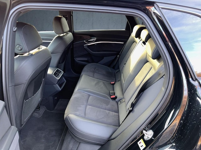 Audi Q8 e-tron 55 Quattro S-Line