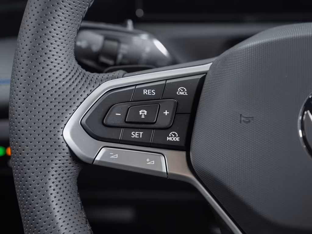 Volkswagen Tiguan R-Line eHybrid