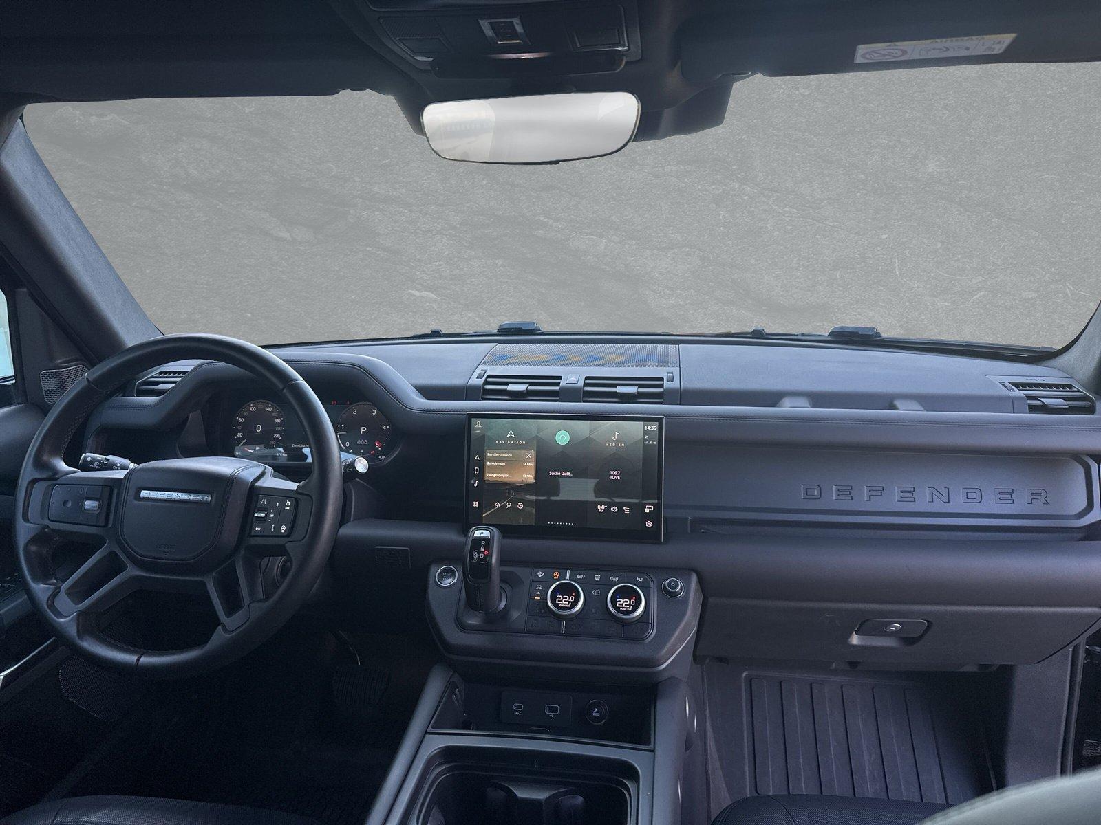 Land Rover Defender 3.0 90 D200 Dynamic HSE