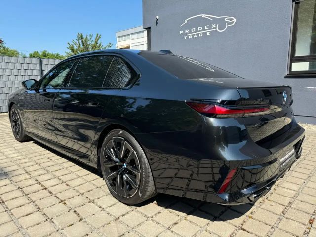 BMW 760 Sedan xDrive