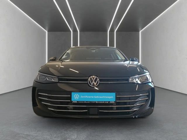 Volkswagen Passat 1.5 eTSI Business DSG