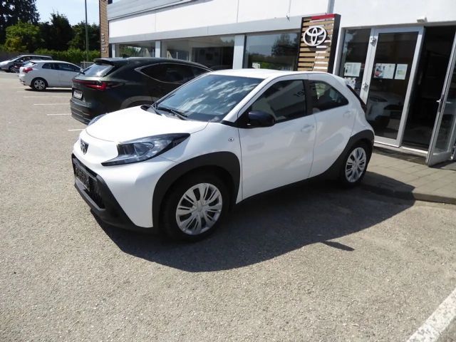 Toyota Aygo X Hatchback Play VVT-i