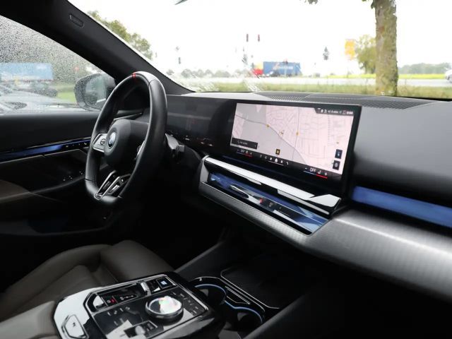 BMW i5 M60 Touring xDrive