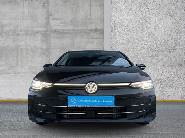 Volkswagen Golf 1.5 eTSI DSG Golf VIII