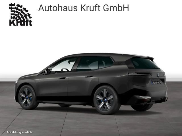 BMW iX xDrive50