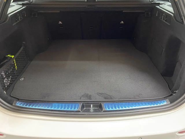 Mercedes-Benz C 220 AMG Line C 220 d Estate