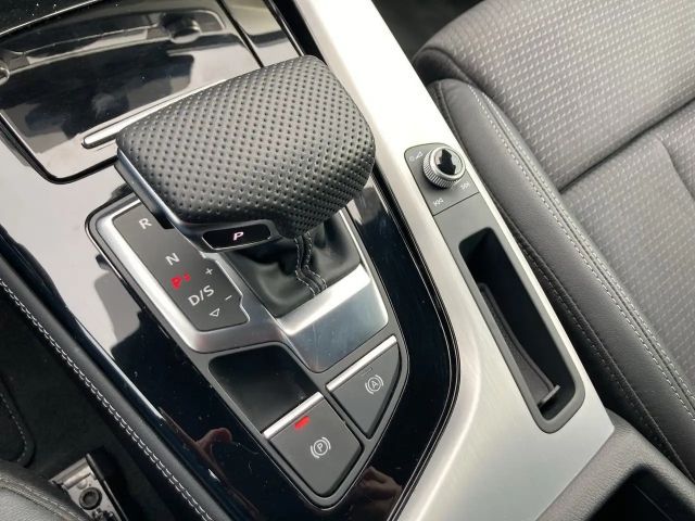 Audi A4 40 TFSI Quattro S-Line